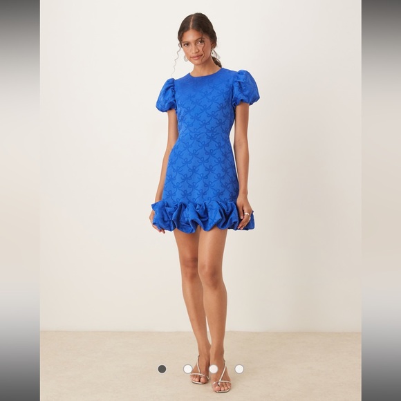NWT Sister Jane Puff Sleeve Bubble Hem Mini Dress Size XS